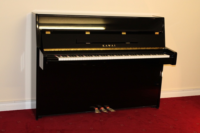 Kawai K15E